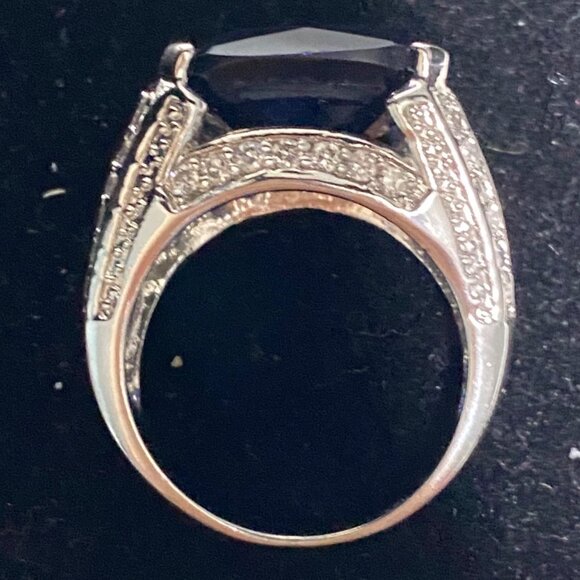 Ring Size 6 Blue Faceted CZ Cubic Zirconia Sterling Silver Stamped 925 Vintage J - Picture 10 of 14